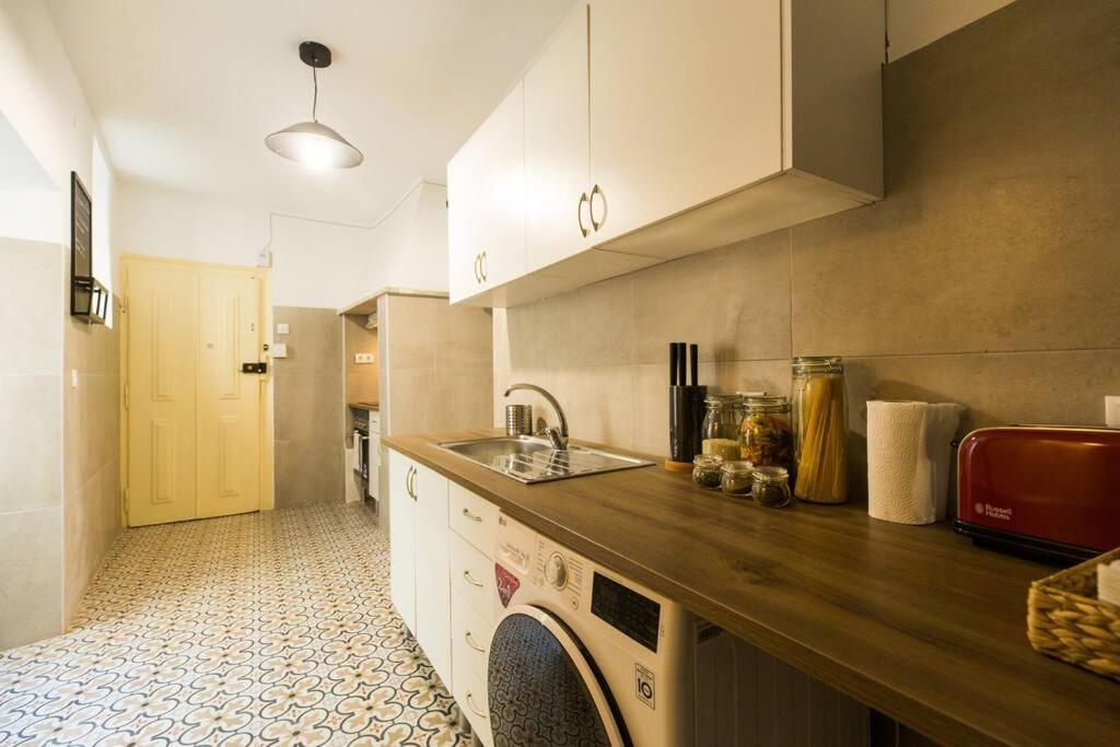 Ola Lisbon - Castelo IV Lägenhet Exteriör bild