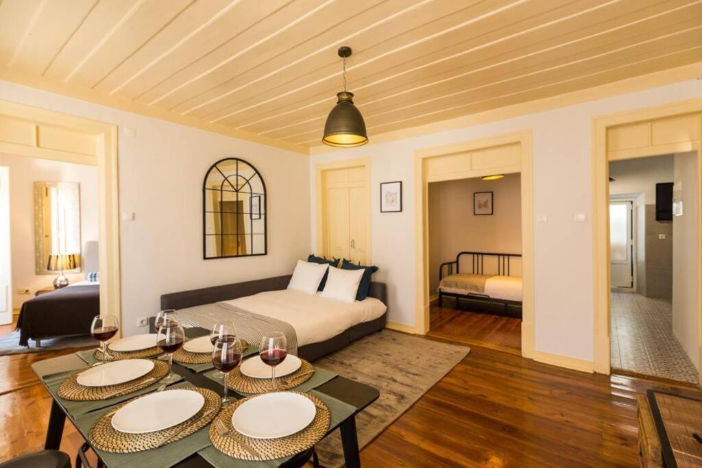 Ola Lisbon - Castelo IV Lägenhet Exteriör bild